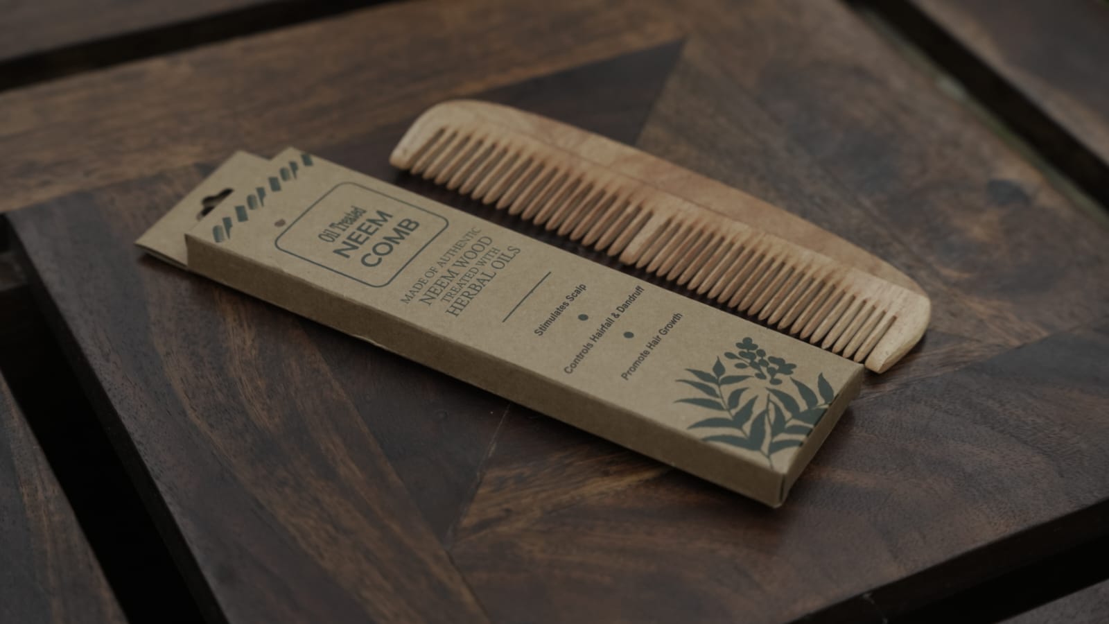 EcoDrops Oil Treated Neem Comb – Regular — view 3